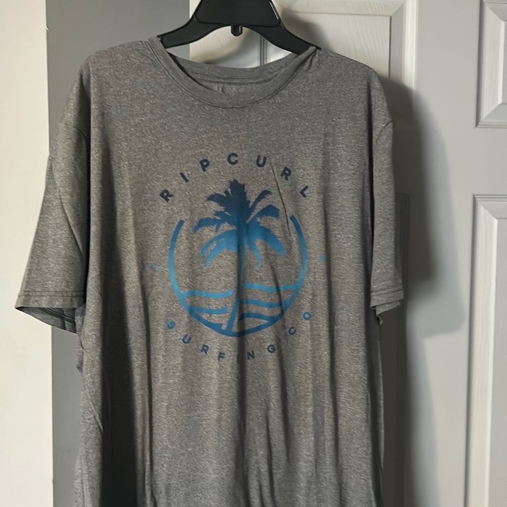 Mens grey t-shirt with tropical graphic